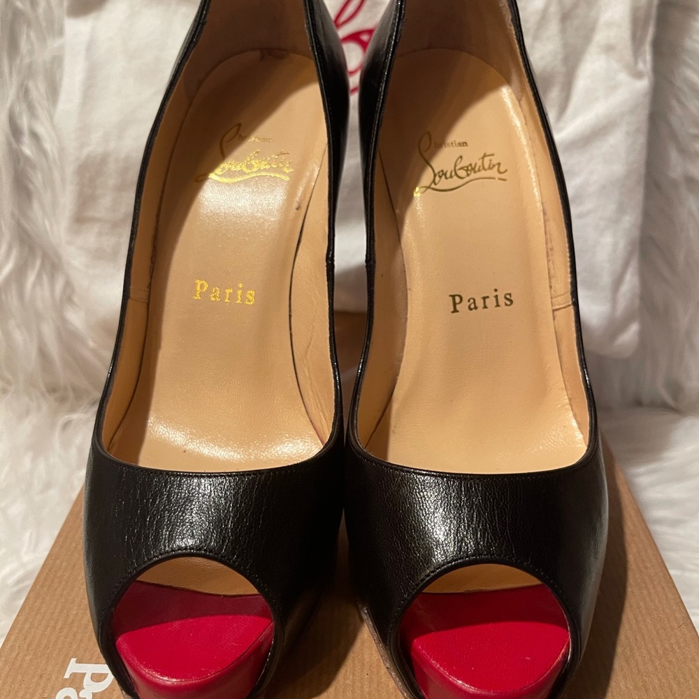 Christian Louboutin Very Prive - Picture 5 of 9